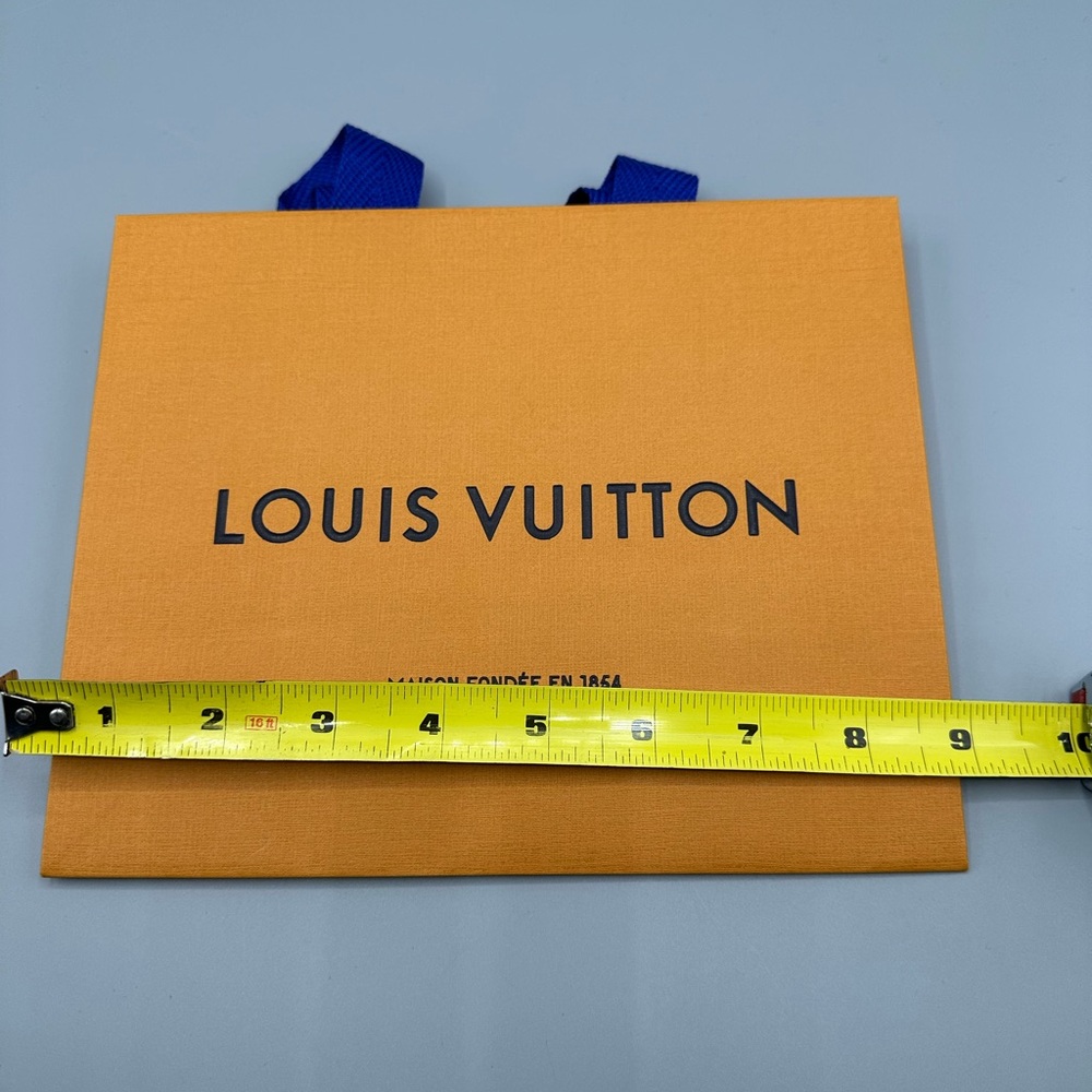 Louis Vuitton, small shopping bag